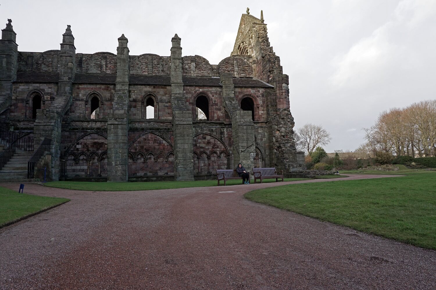 Anisa relaxing outside the Holyrood Abbey. - 