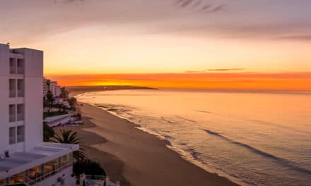 Holiday Inn Algarve Review – Hotel in Armação de Pêra Portugal