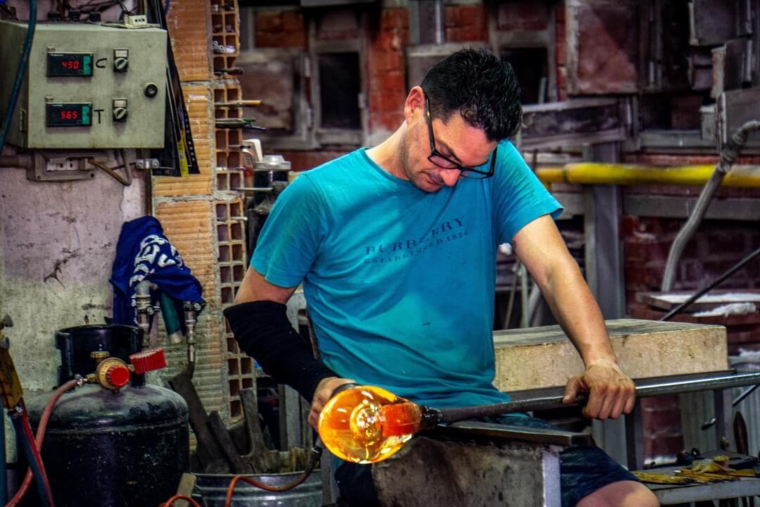 glass blowing demonstration in Murano